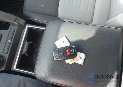 2025 Toyota Tacoma Trd Off Road z USA, uszkodzony, nr VIN 3TMLB5JN3SM090579